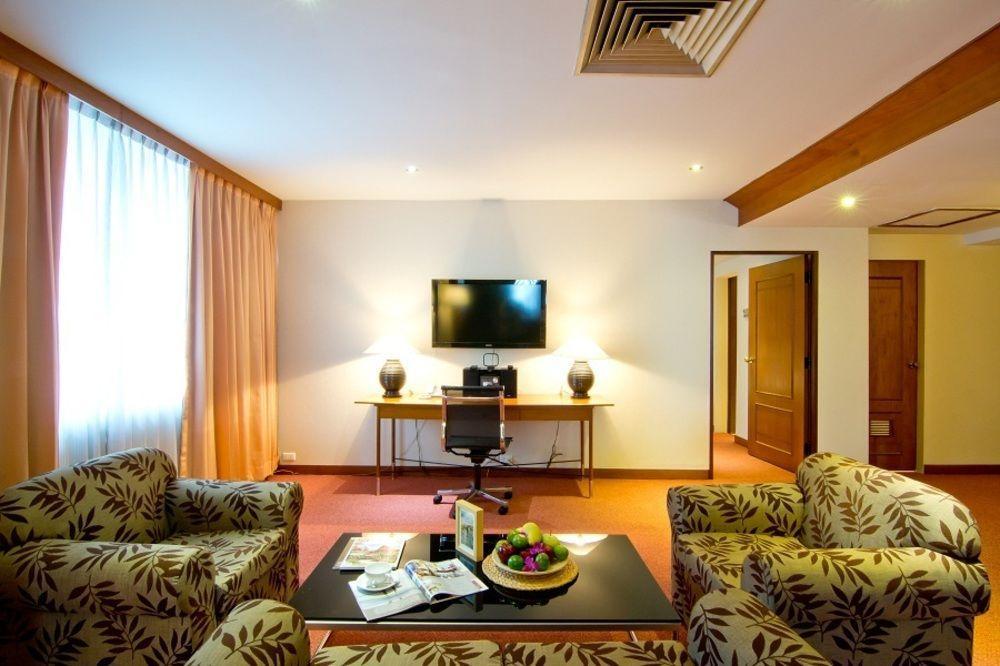 Manhattan Hotel Bangkok Exteriér fotografie